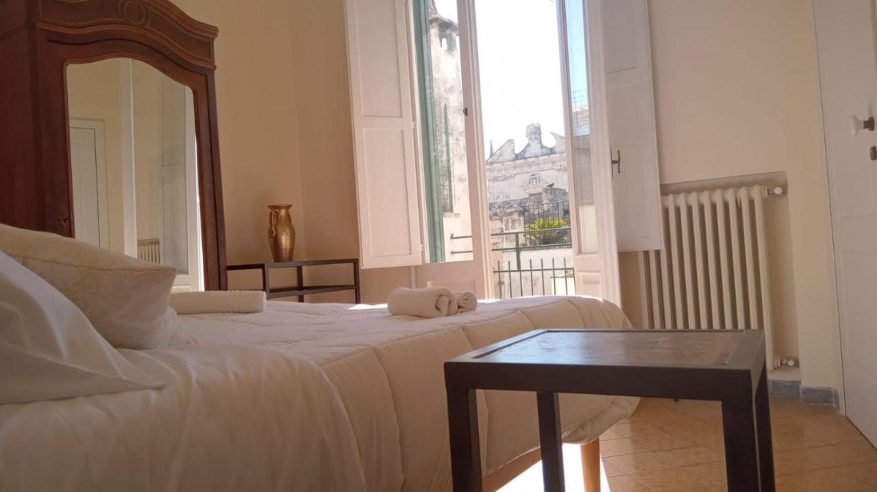 I Sei Volti Couette-café *